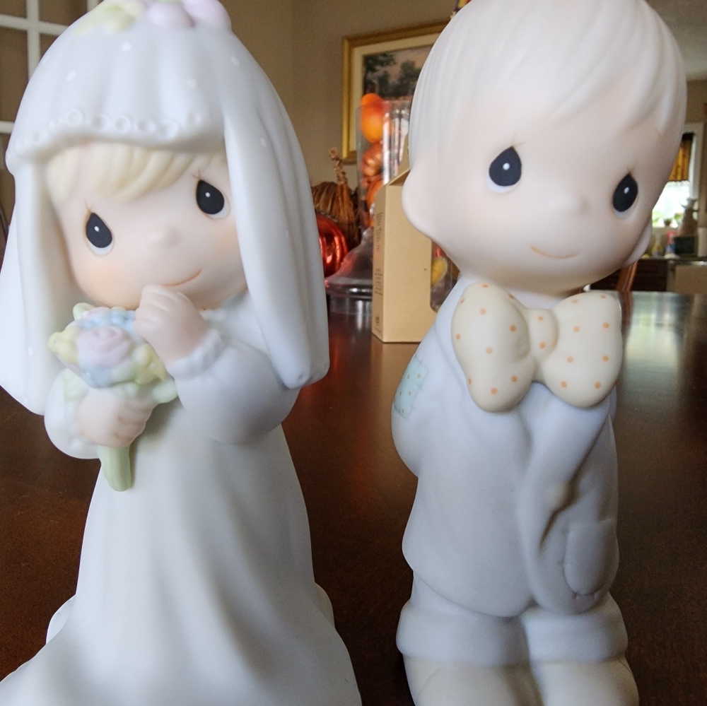 Precious moments bride and groom figures